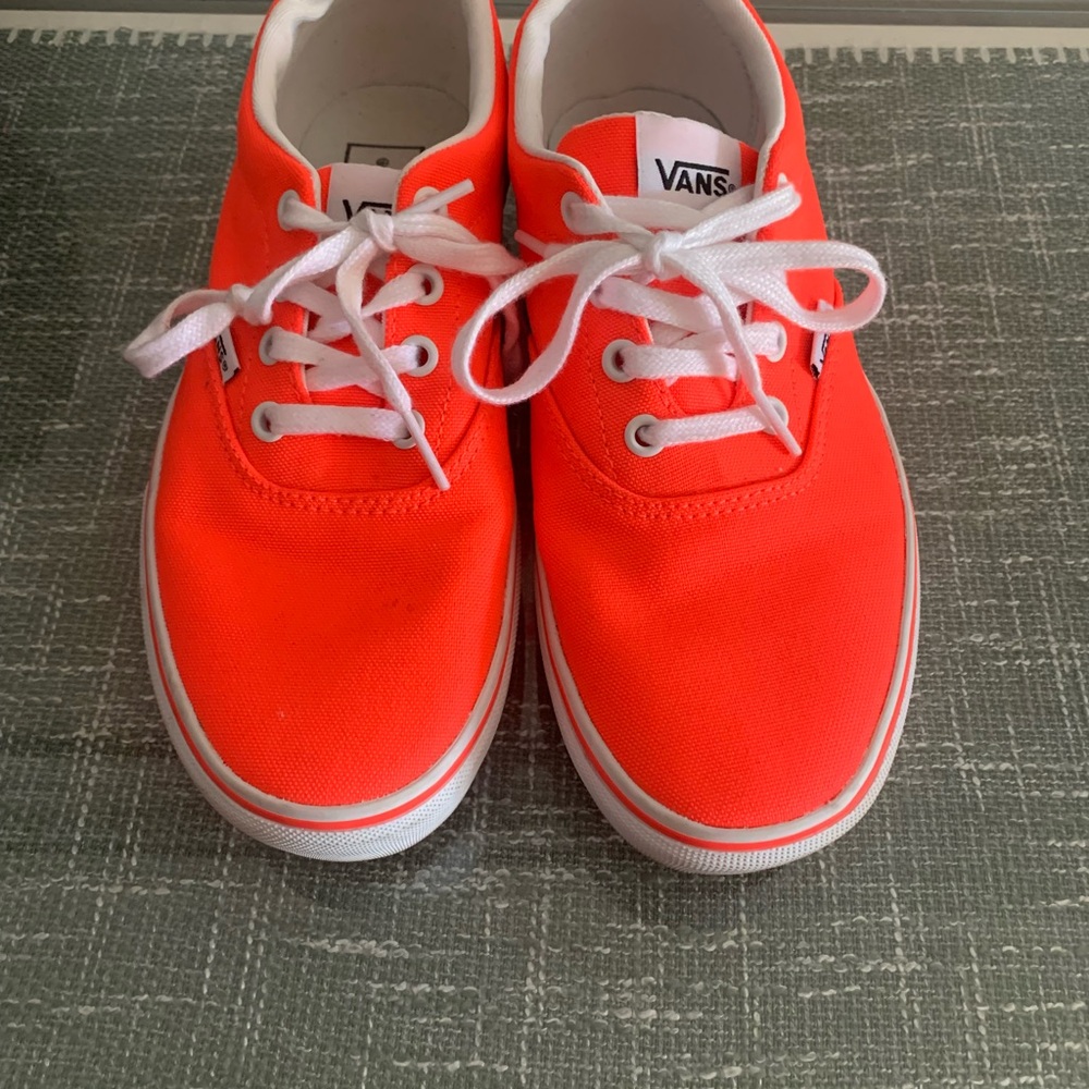 Vans Woman’s Platform Bright Orange Sneakers